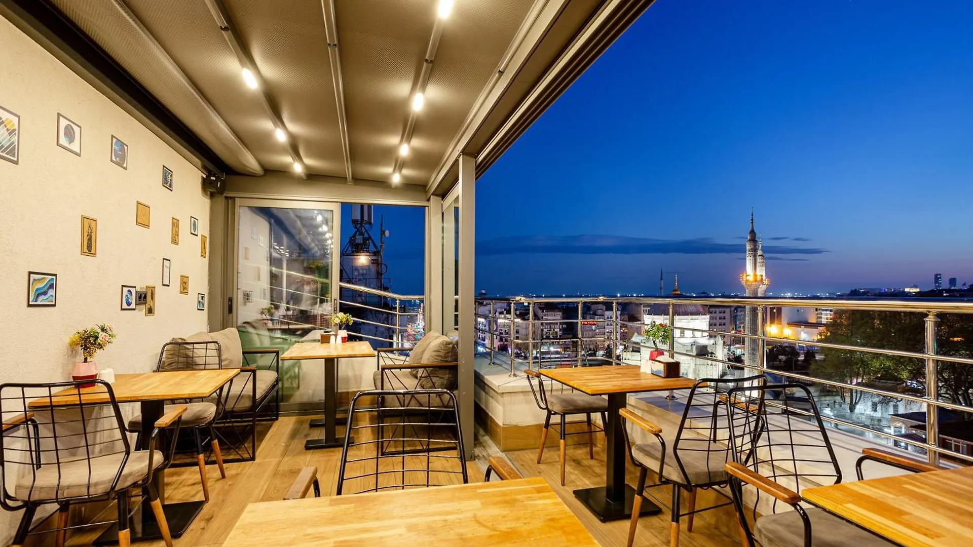 Santra Hotel Κωνσταντινούπολη 2*,  Τουρκία